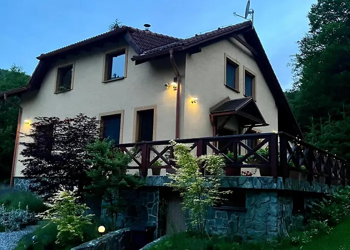 بيت خشبي Janet *